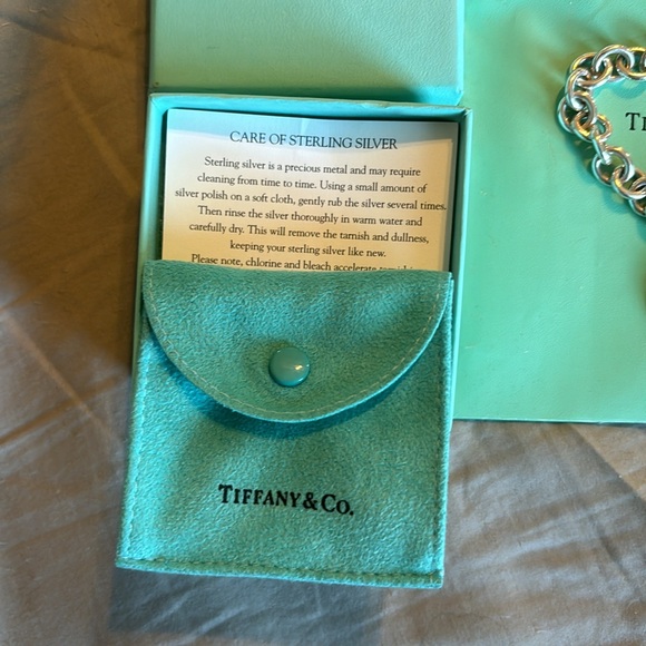 Tiffany & Co. Sterling Silver Classic Heart Charm Bracelet - Picture 4 of 4